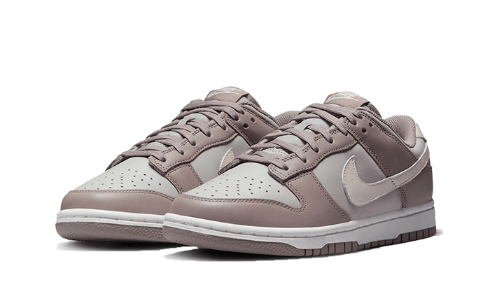 NIKE DUNK LOW BONE BEIGE