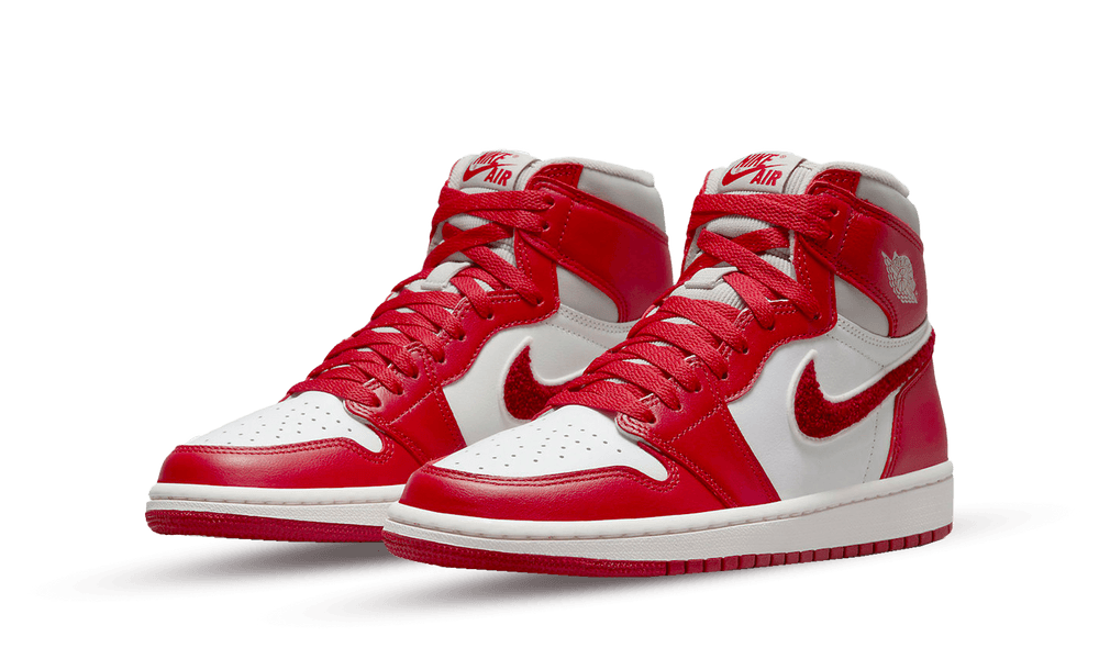 AIR JORDAN 1 HIGH OG VARSITY RED (Chenille)